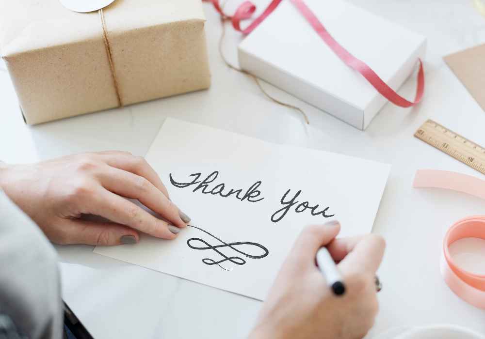 writing thank you note