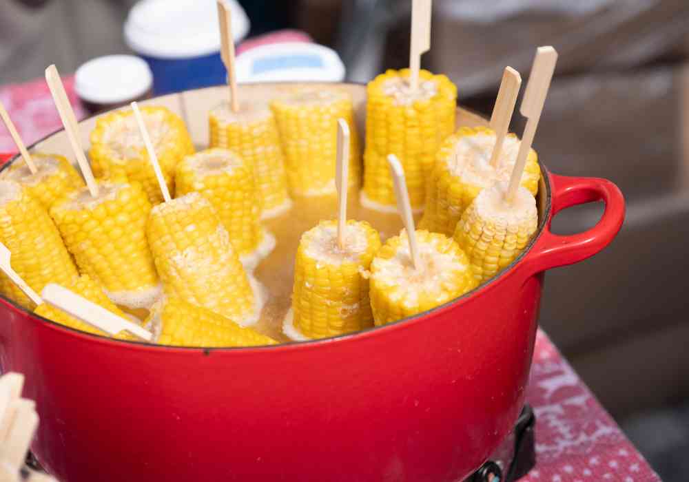 corn with cord holders
