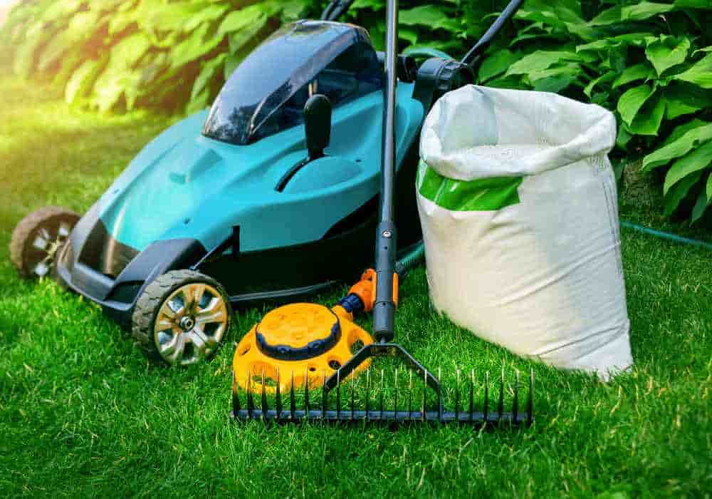 mowing equipments and fertilizer